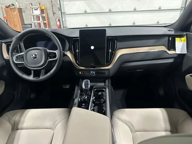 New 2026 Crystal White Volvo B5 Plus image 17
