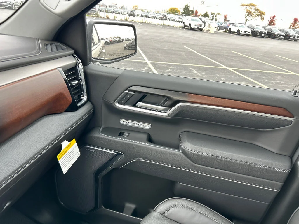 Vehicle thumbnail