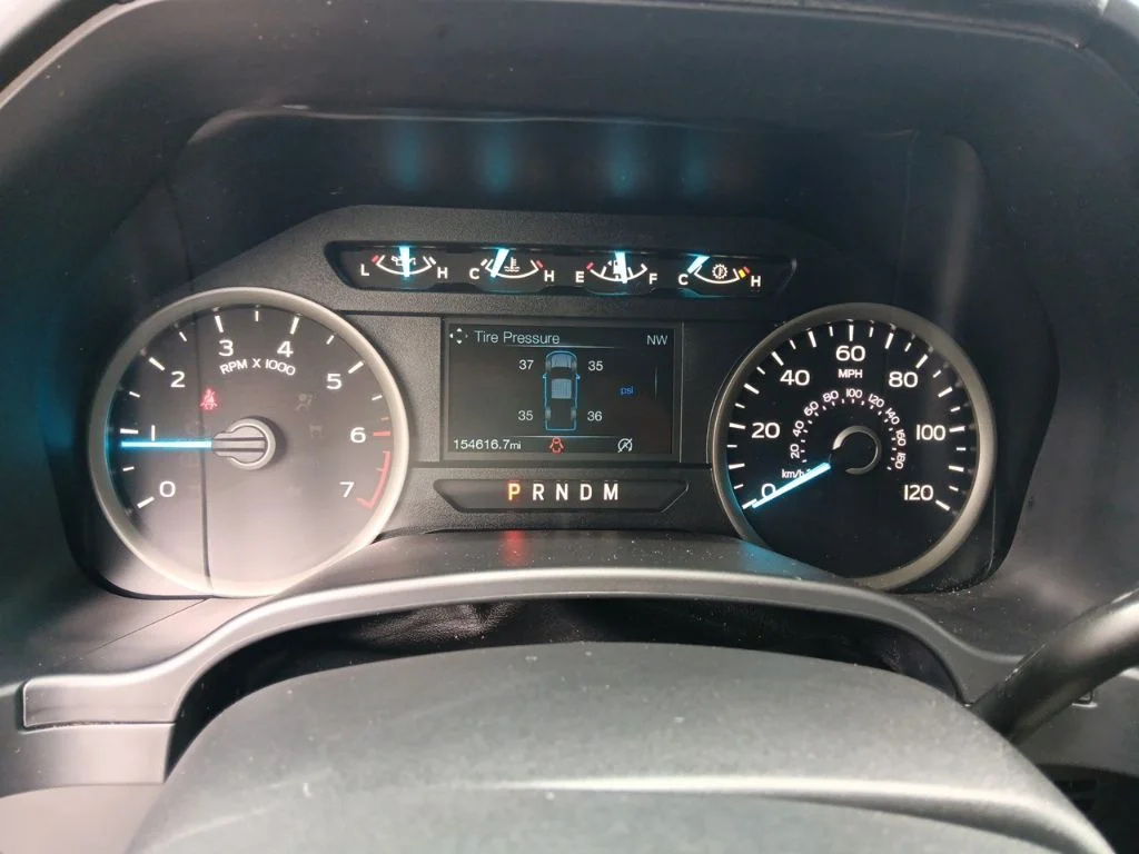 Used 2020 Stone Gray Metallic Ford XLT image 20