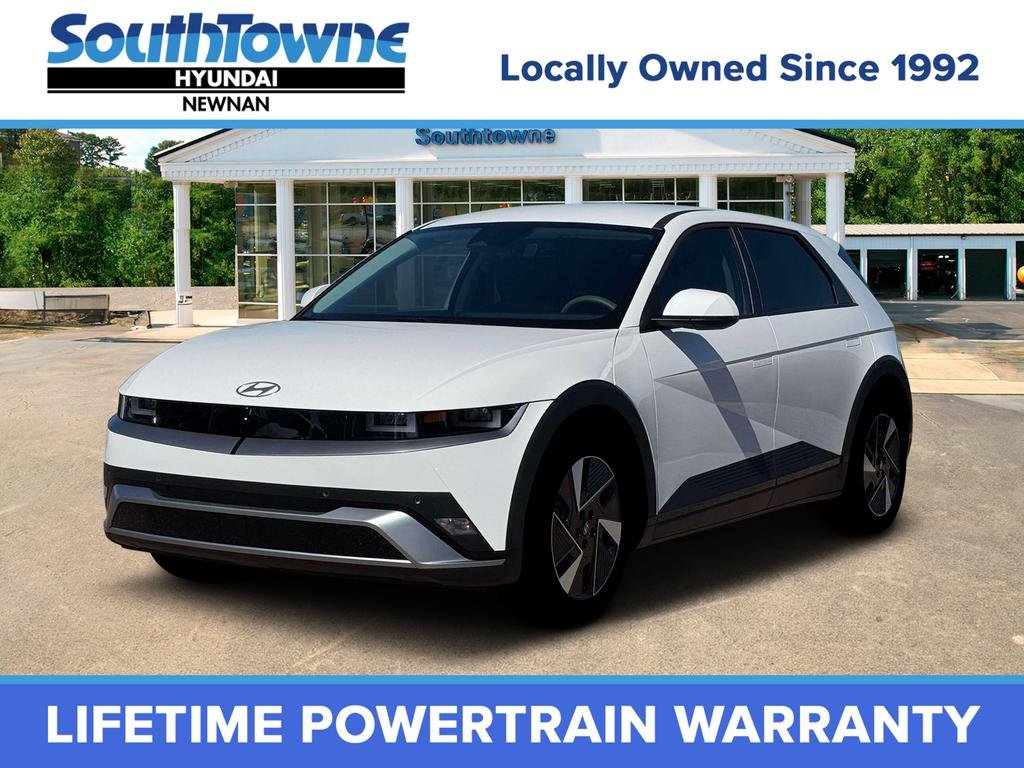 New 2026 White Hyundai SE image 1