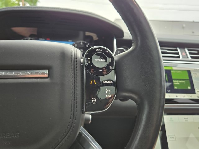 Used 2019 British Racing Green Land Rover 5.0L V8 Supercharged image 33
