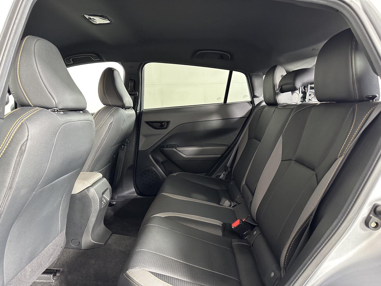 Used 2024 Ice Silver Metallic Subaru Wilderness image 17