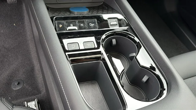 New 2027 White Nissan Dark Amour image 19