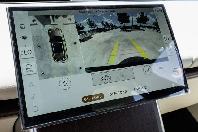 New 2026 Black Land Rover SE image 28