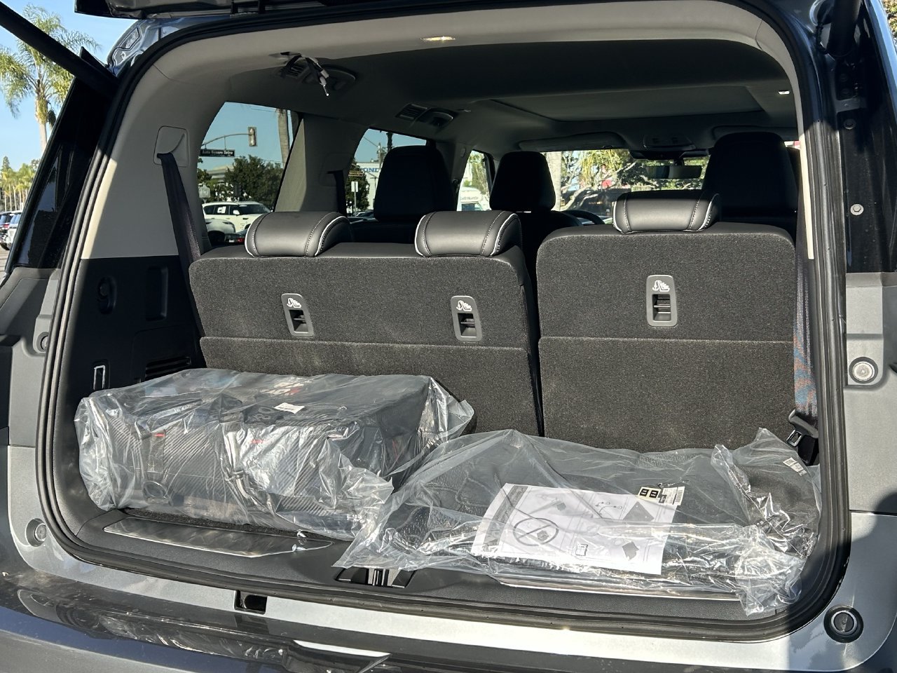 2026 INFINITI QX80 Luxe - Photo 13