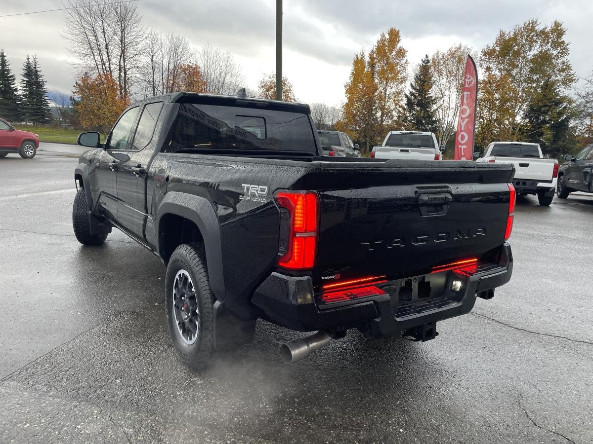 2025 Toyota Tacoma Base photo 3