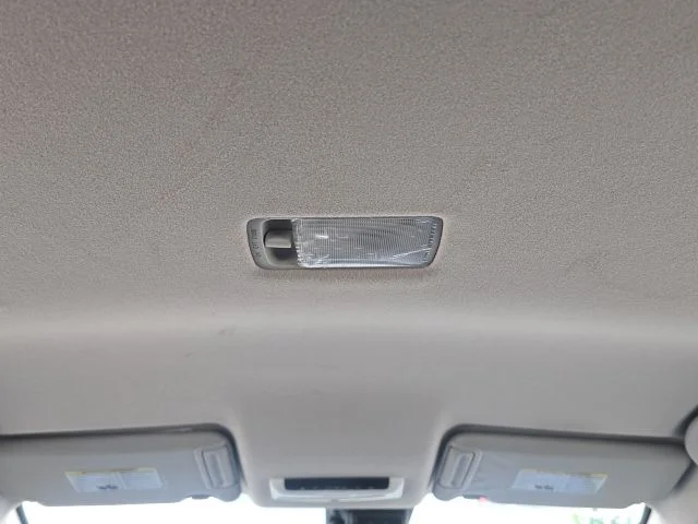 2024 Nissan Versa Sedan SV - Photo 34