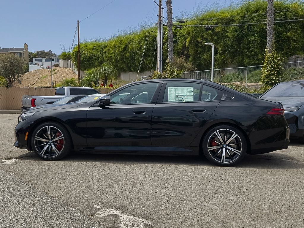 New 2026 Black Sapphire Metallic BMW M60 image 7