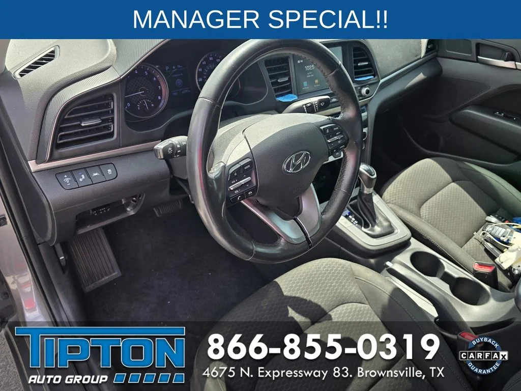 Used 2020 Silver Hyundai Value Edition image 21