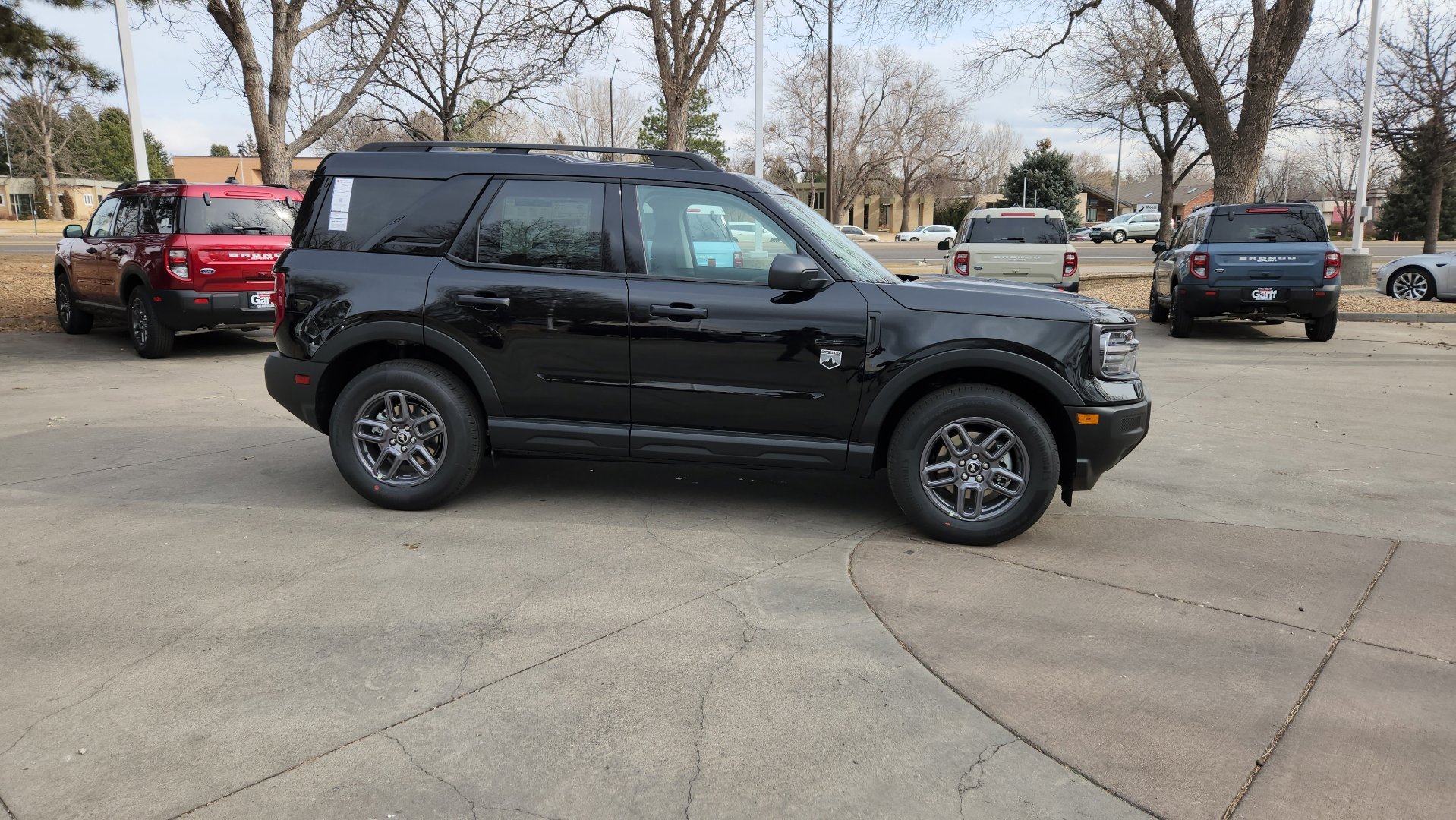 New 2025 Shadow Black Ford Big Bend image 17