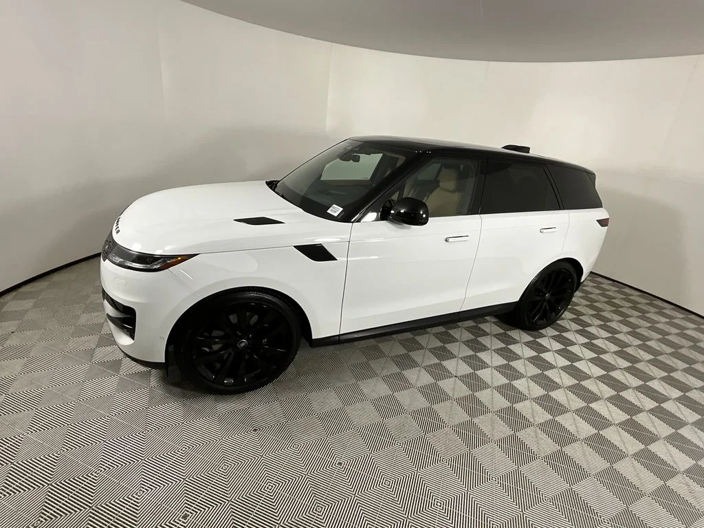 Certified Used 2025 White Land Rover SE image 9
