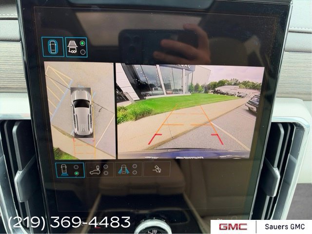 2024 GMC Acadia Denali - Photo 12