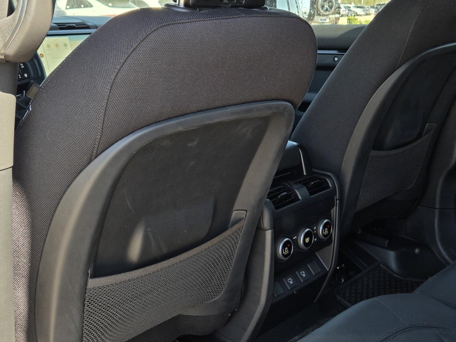 2025 Land Rover Defender V8 - Photo 31