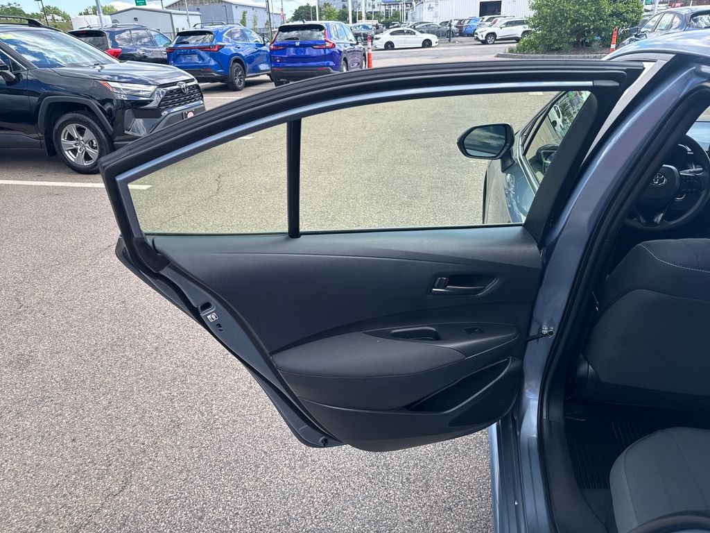 Certified Used 2026  Toyota LE image 38
