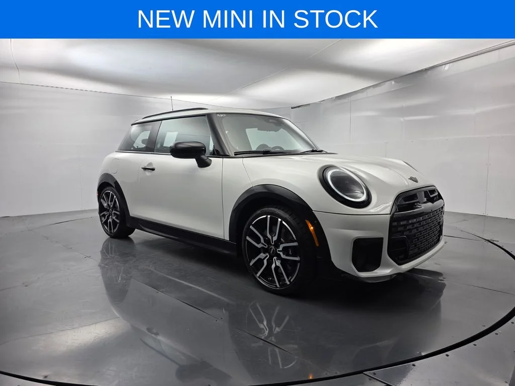 2026 MINI Hardtop Cooper S's photo