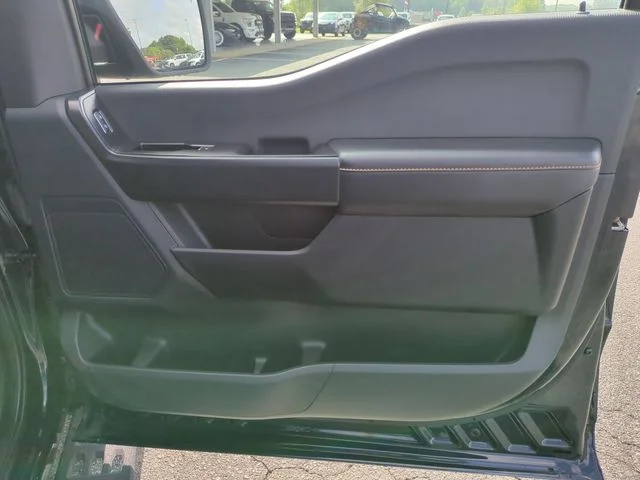 Used 2022 Blue Ford Tremor image 31