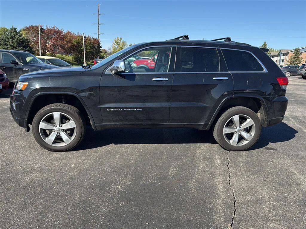 Used 2016 Jeep Grand Cherokee Overland with VIN 1C4RJFCG3GC358217 for sale in Waconia, Minnesota