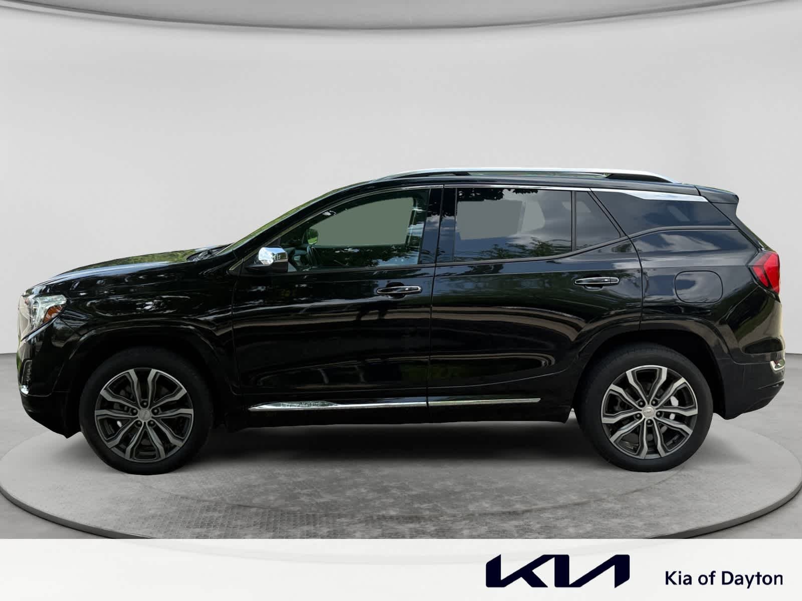 Used 2020 Ebony Twilight Metallic GMC Denali image 8