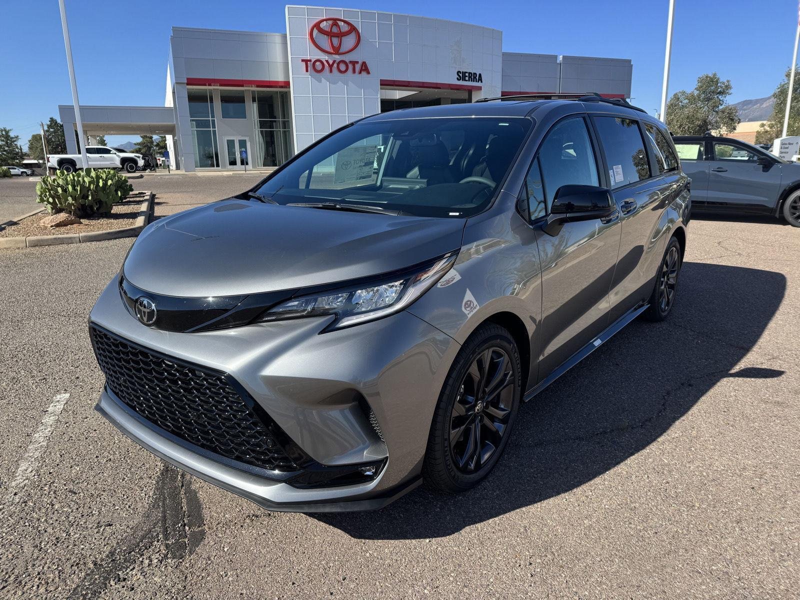 2026 Toyota Sienna XSE 7-Passenger Hybrid FWD's photo
