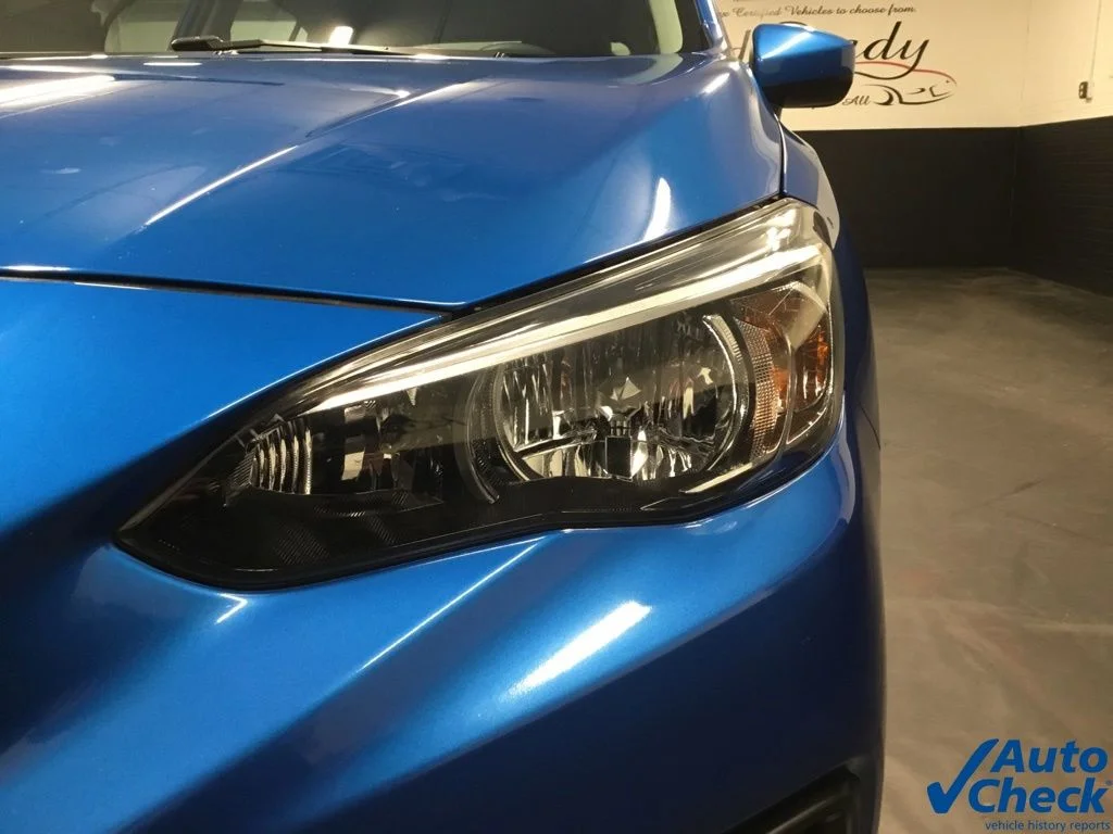 Used 2020 Blue Subaru Premium image 17