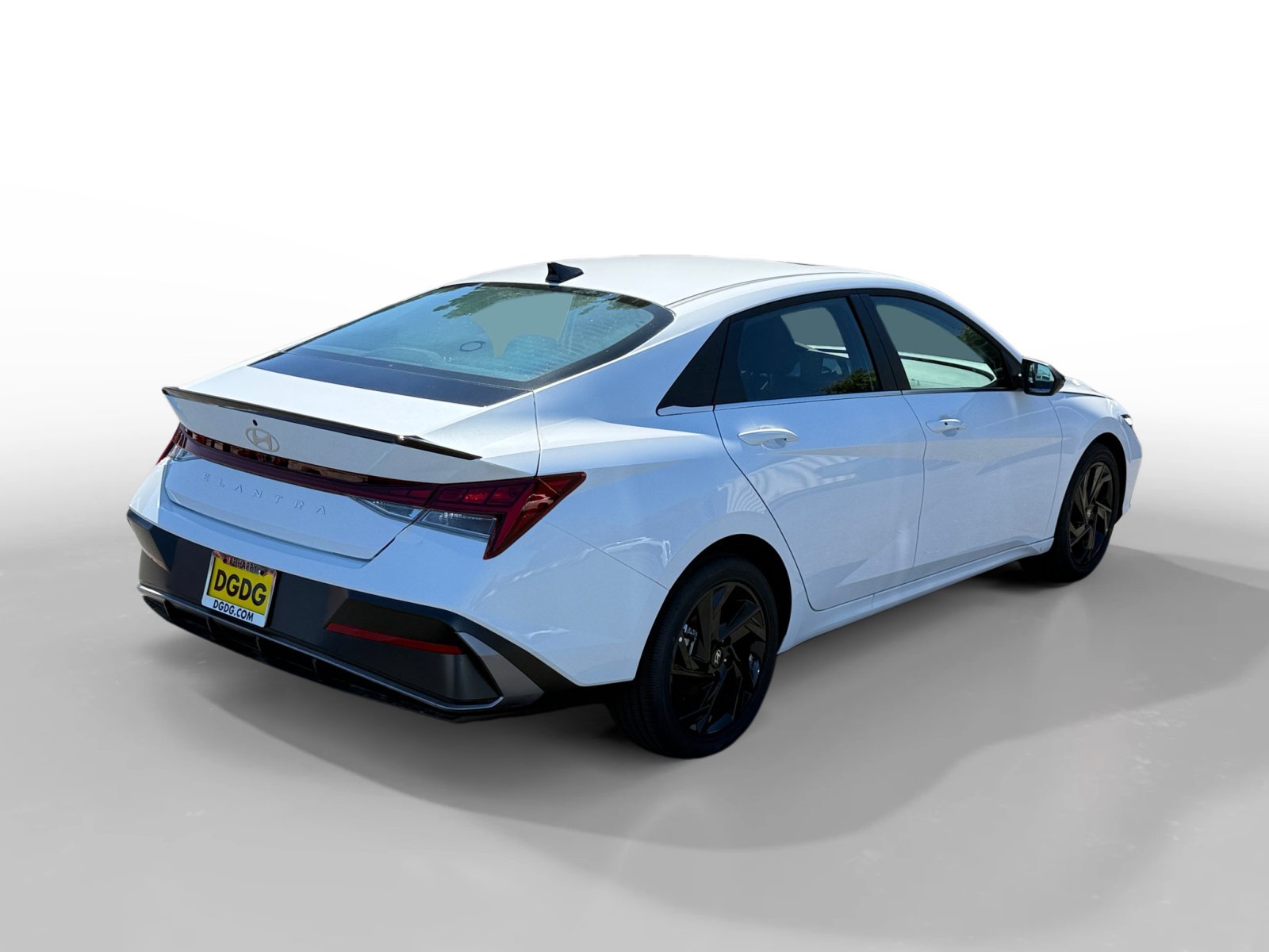 New 2026 Serenity White Hyundai SEL Sport image 5