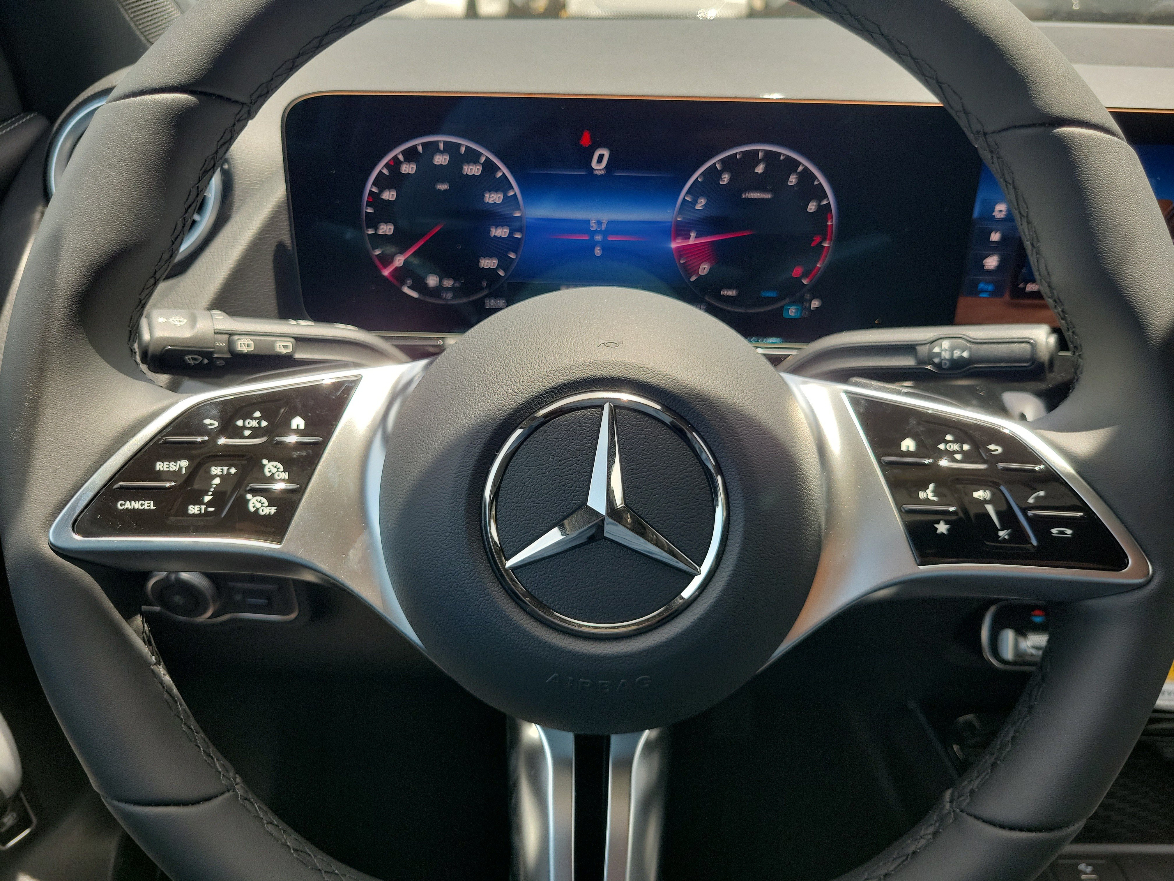 New 2026 Mountain Grey Metallic Mercedes-Benz GLA 250 image 57