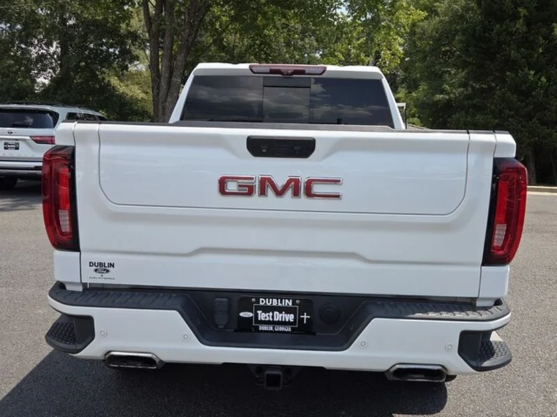 Used 2022 Summit White GMC AT4 image 14
