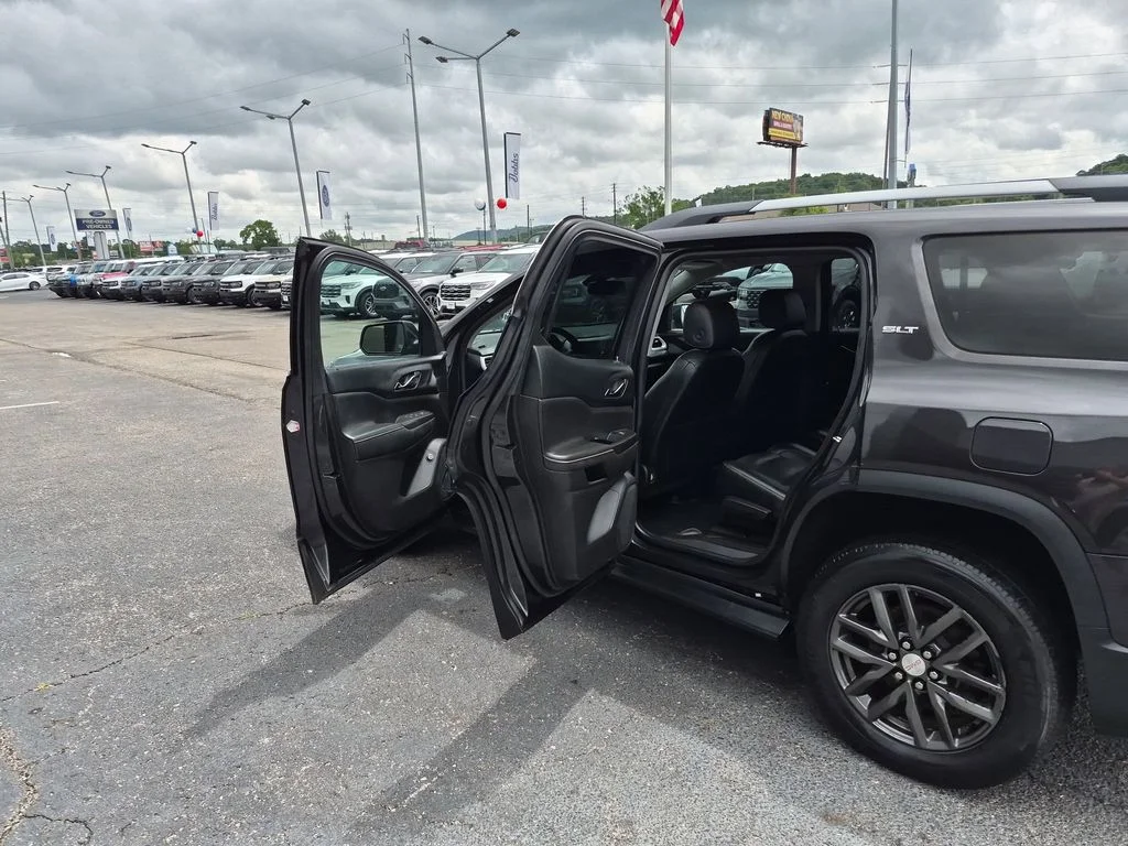 Used 2017 Iridium Metallic GMC SLT-1 image 13
