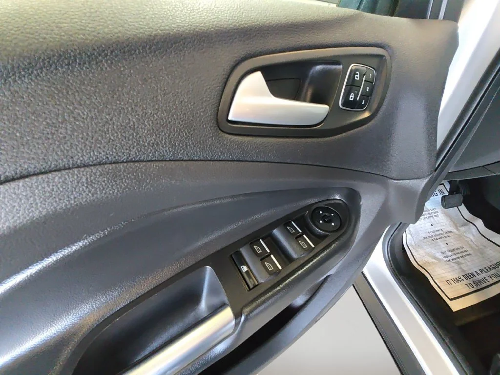 Used 2019 Silver Ford Titanium image 14