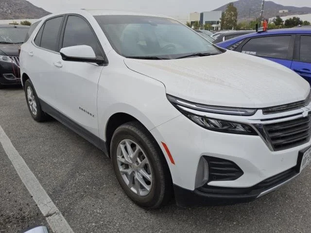Used 2023 SUMMIT WHITE Chevrolet LT image 19