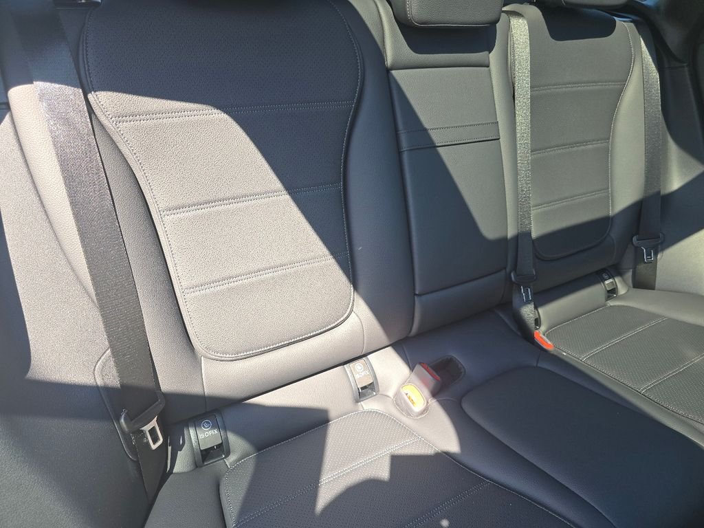 New 2026 MANUFAKTUR Alpine Grey Mercedes-Benz GLC 300 image 22