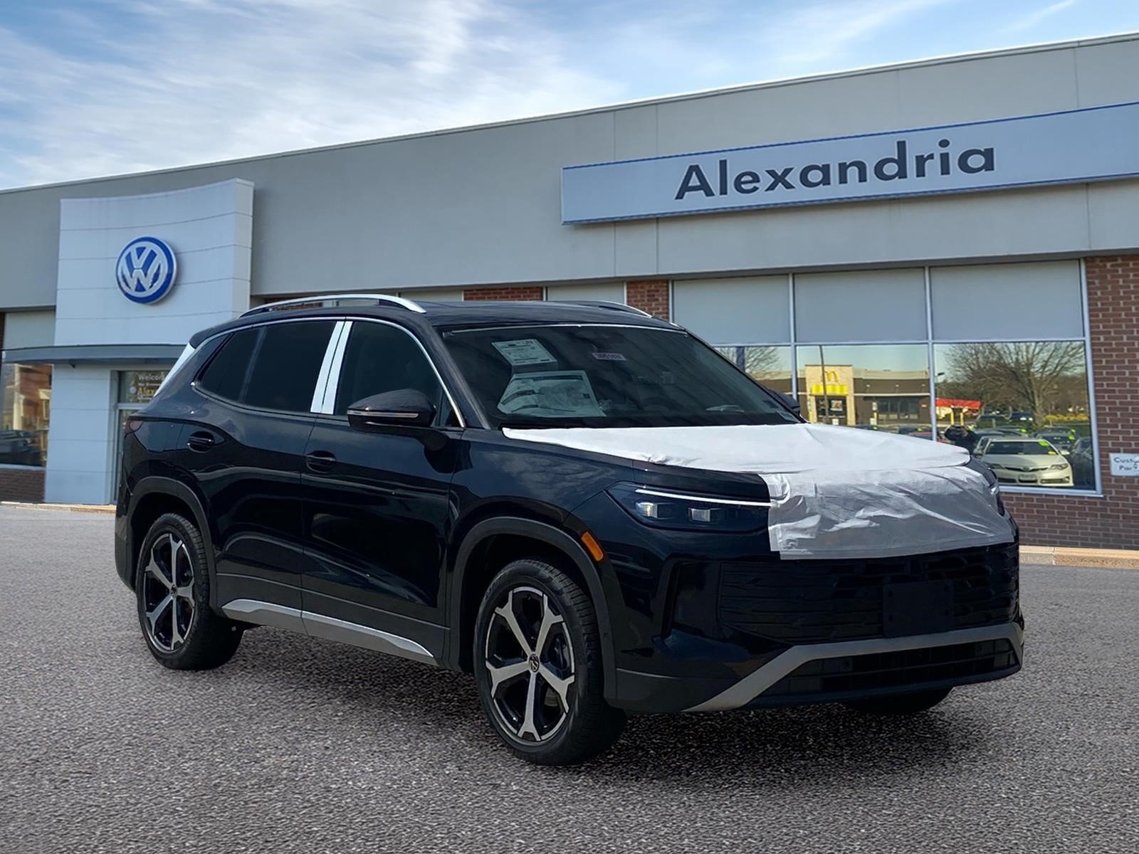 New 2026 Black Volkswagen 2.0T SE image 1