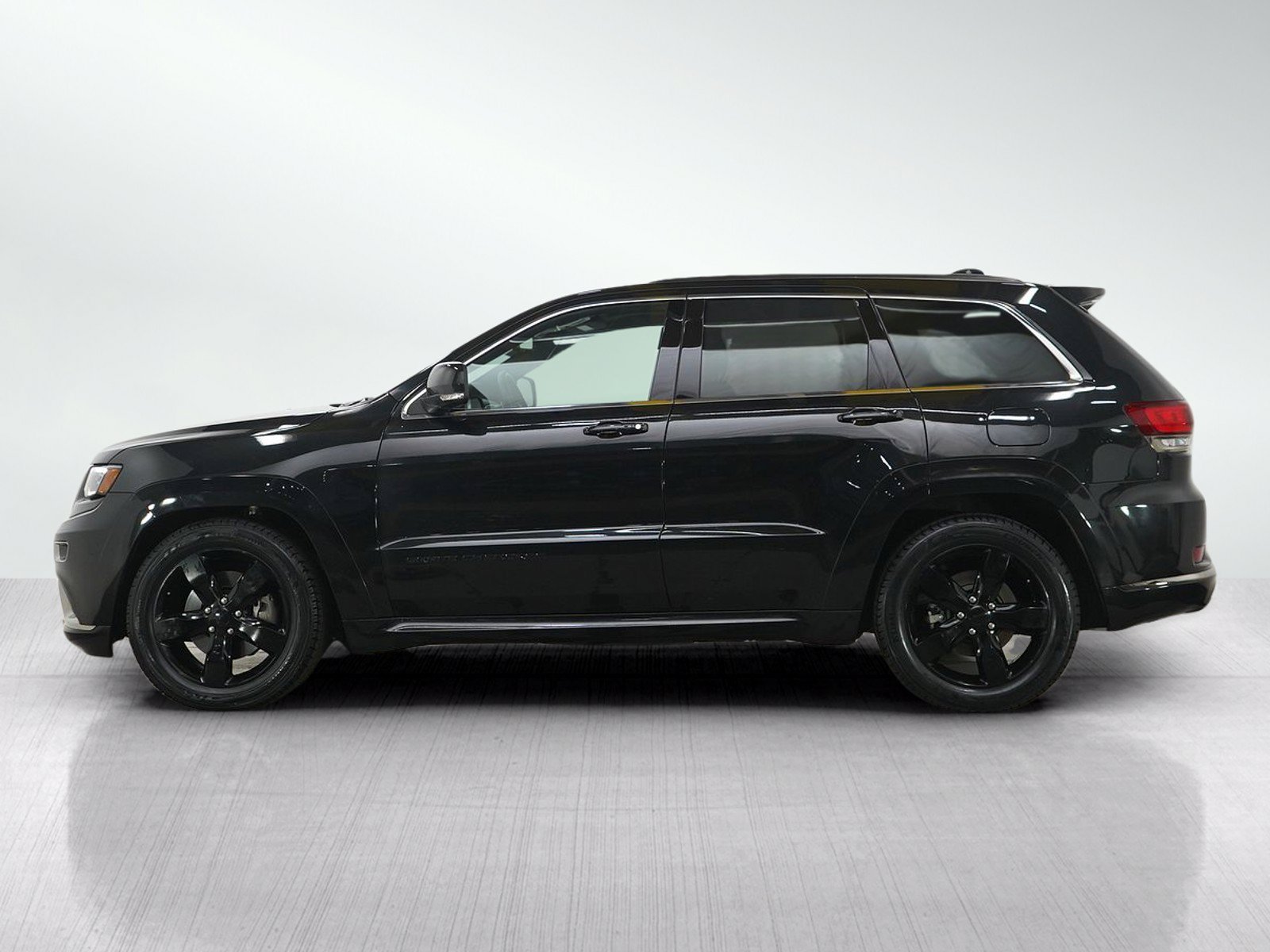 Used 2016 Jeep Grand Cherokee High Altitude with VIN 1C4RJFCT2GC388578 for sale in Burnsville, Minnesota