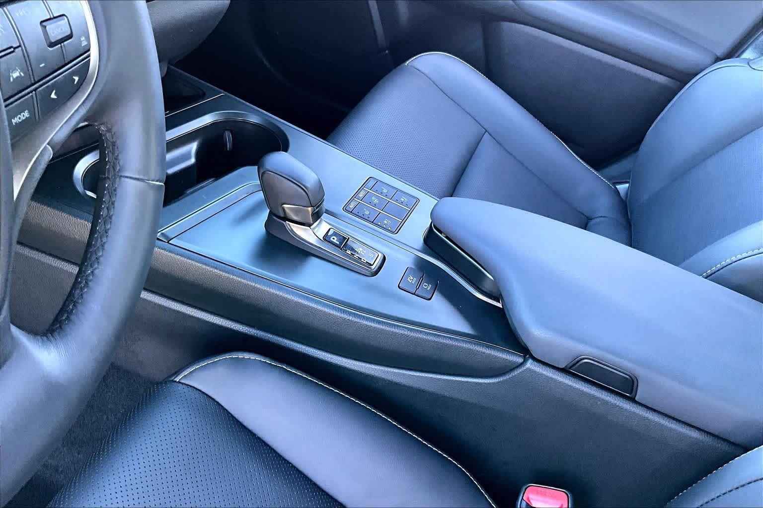 Used 2025 Caviar Lexus Premium image 14