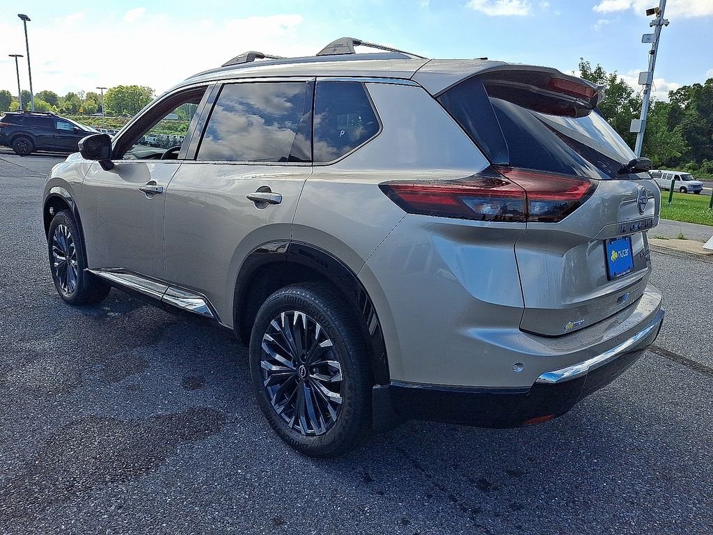 New 2026 Champagne Silver Metallic Nissan Platinum image 3