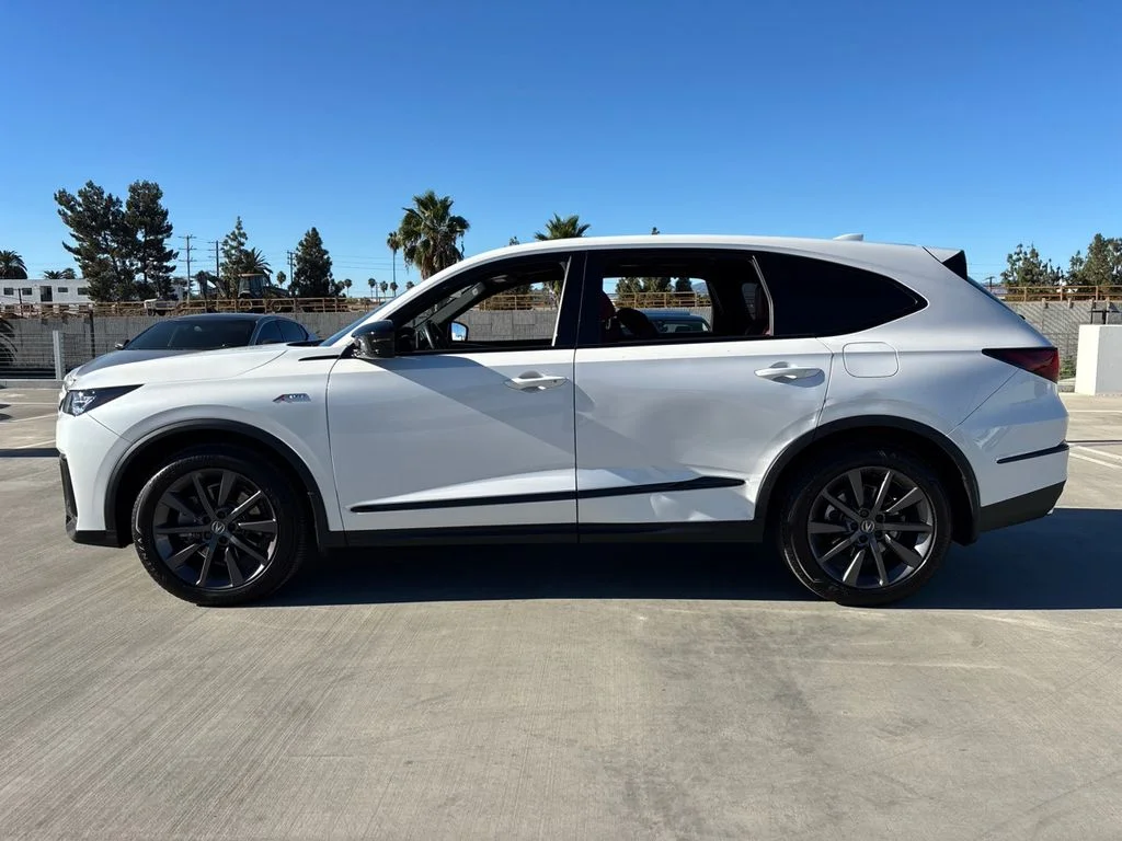 Used 2026 Platinum White Pearl Acura A-Spec image 8