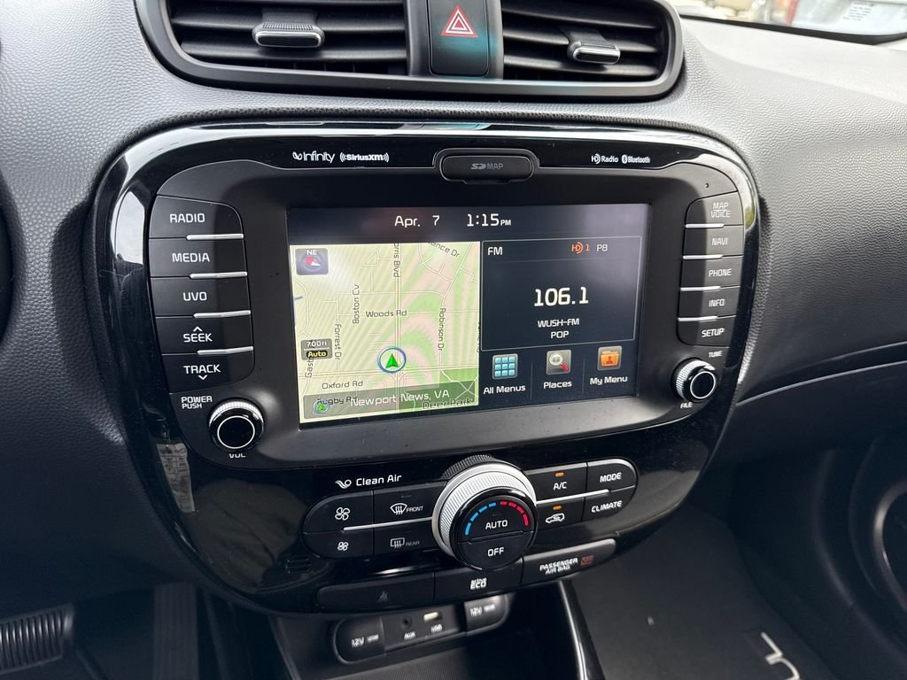 Used 2015 Blue Kia Plus image 16