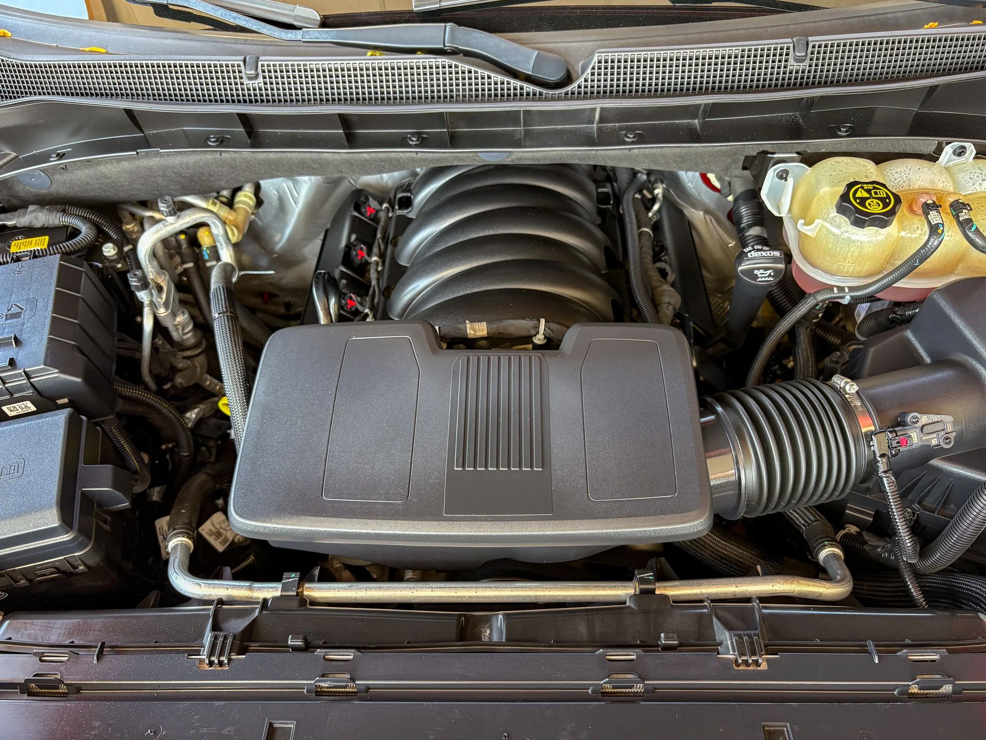 Used 2022 Red Chevrolet RST image 40