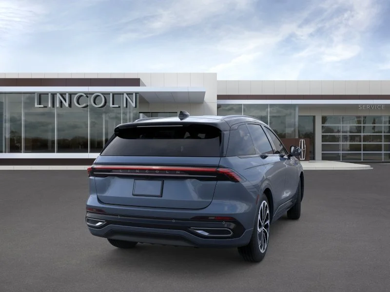 New 2026 Whisper Blue Metallic Clearcoat Lincoln Reserve image 8