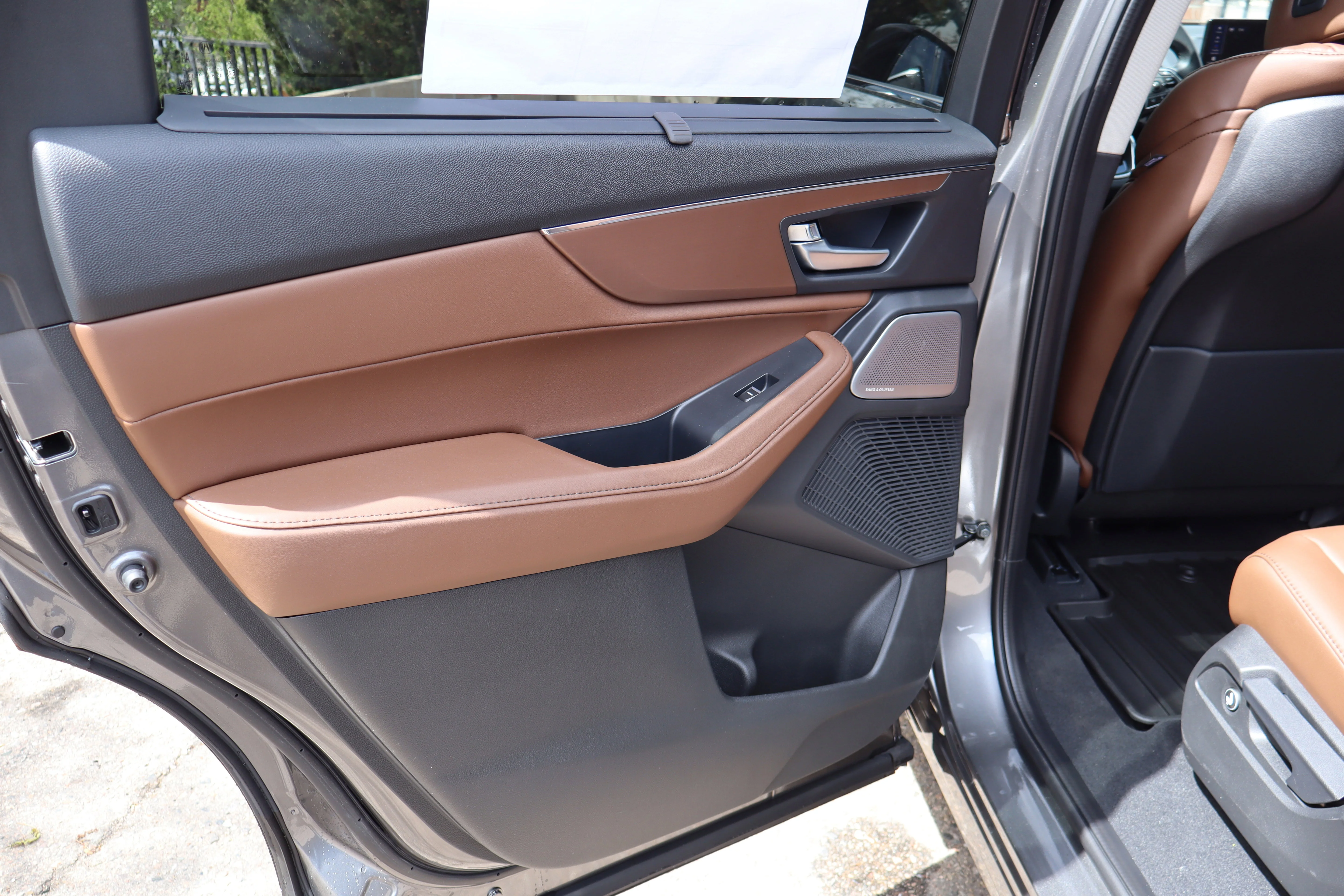 New 2026 Liquid Carbon Metallic Acura w/Technology Package image 27