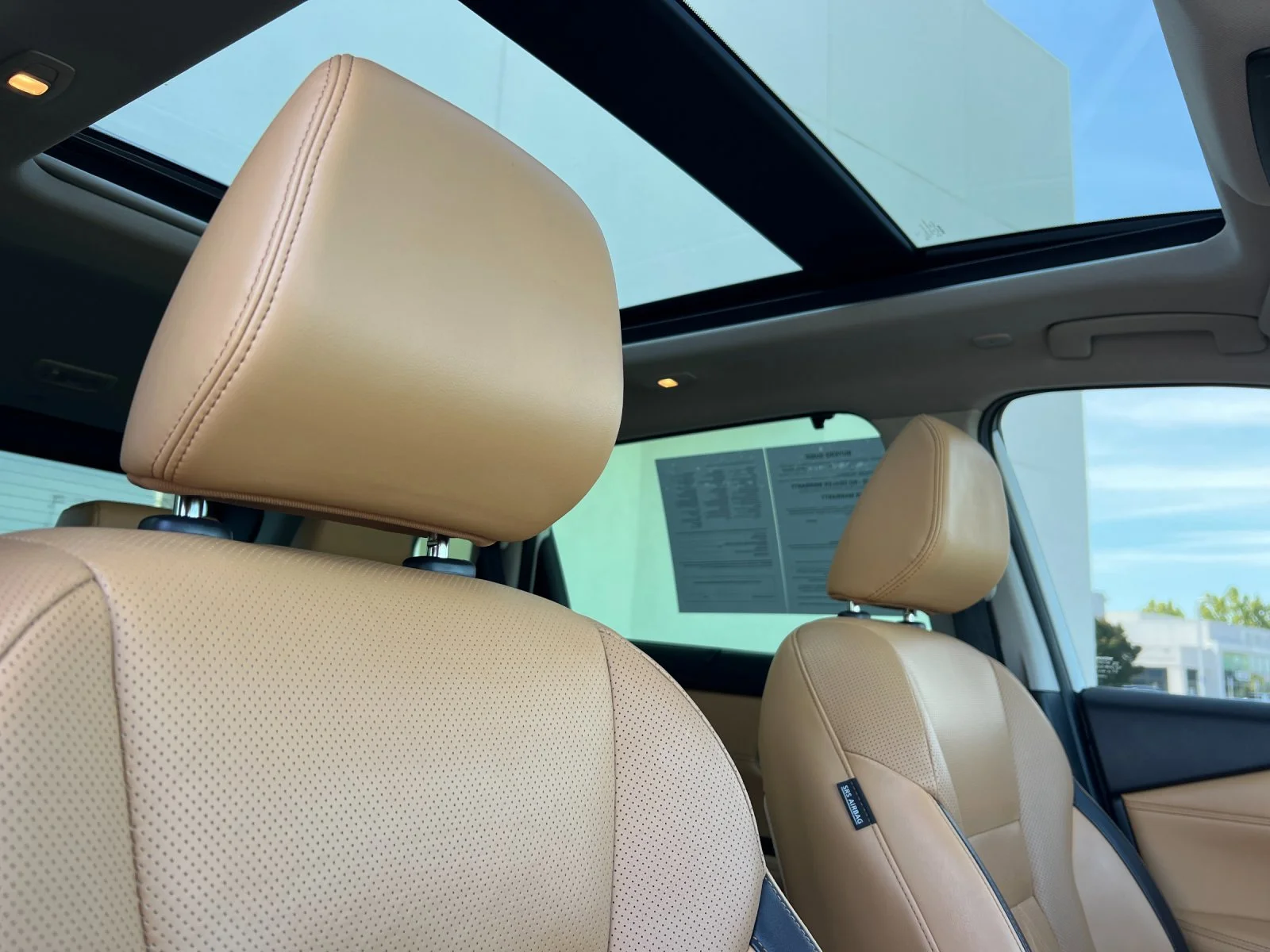 Used 2023 Pearl White Tricoat Nissan Platinum image 16