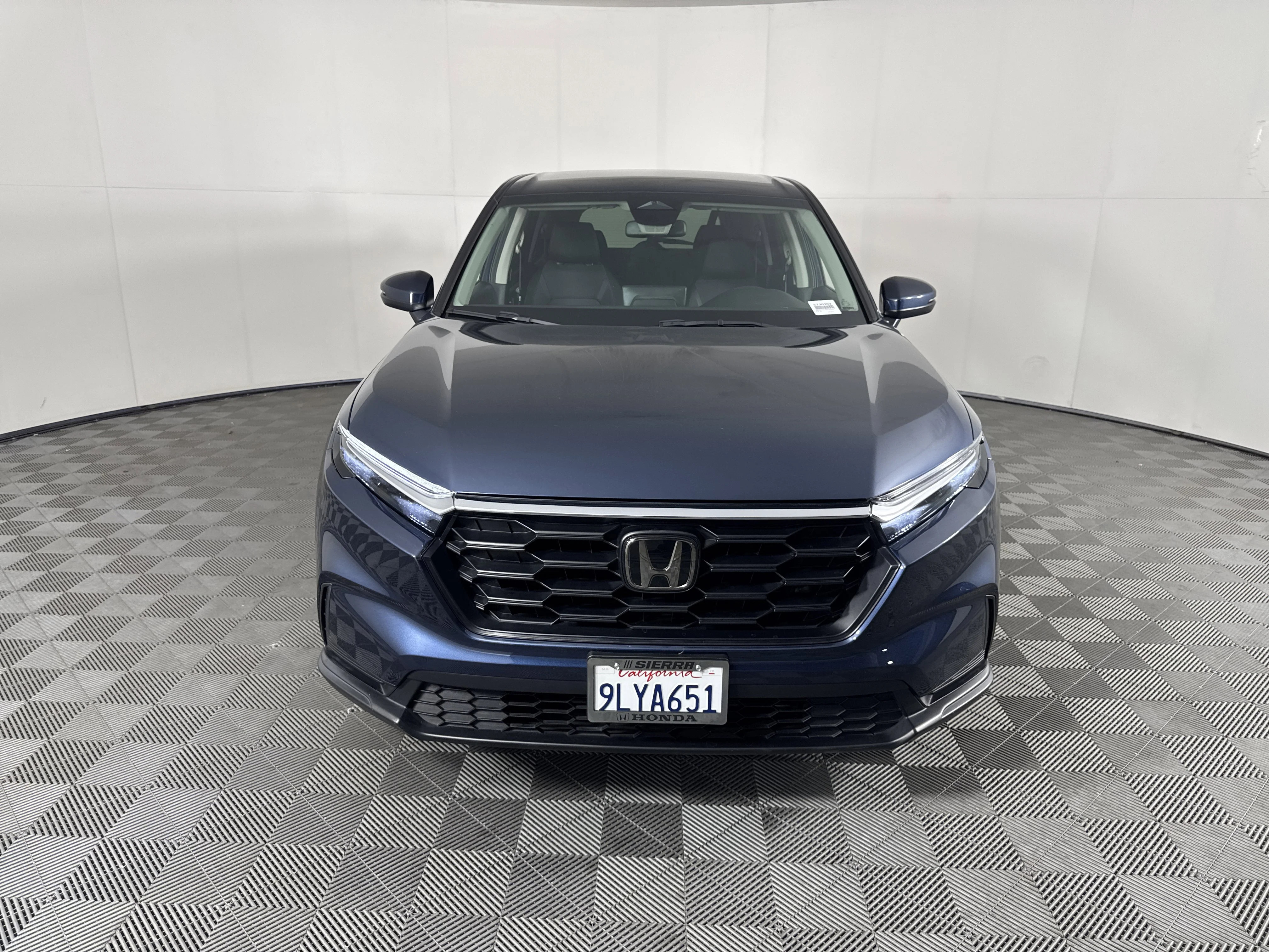 Used 2024 Canyon River Blue Metallic Honda LX image 9
