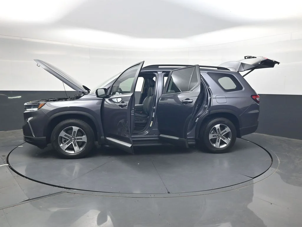 Used 2025 Modern Steel Metallic Honda EX-L image 48