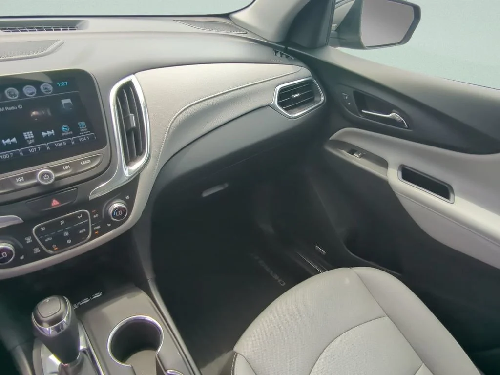 Used 2018 Black Chevrolet Premier image 13