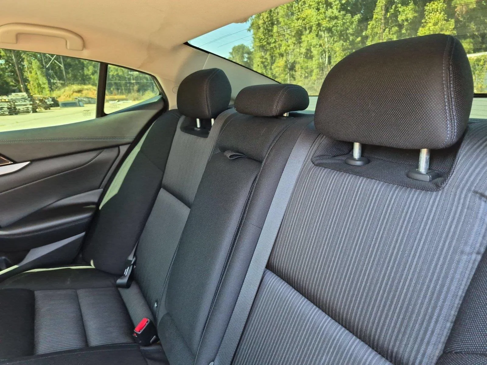 Used 2016 Super Black Nissan 3.5 S image 30