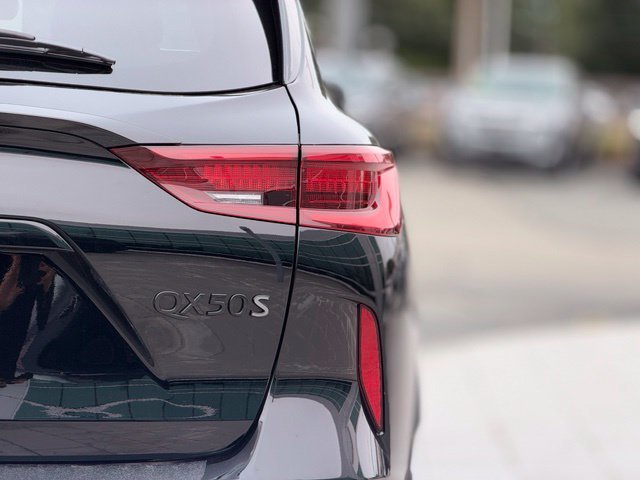 Certified Used 2023 Black Obsidian INFINITI SPORT image 6