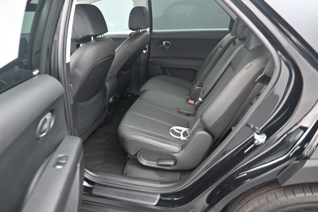 Used 2026 Abyss Black Hyundai SEL image 16