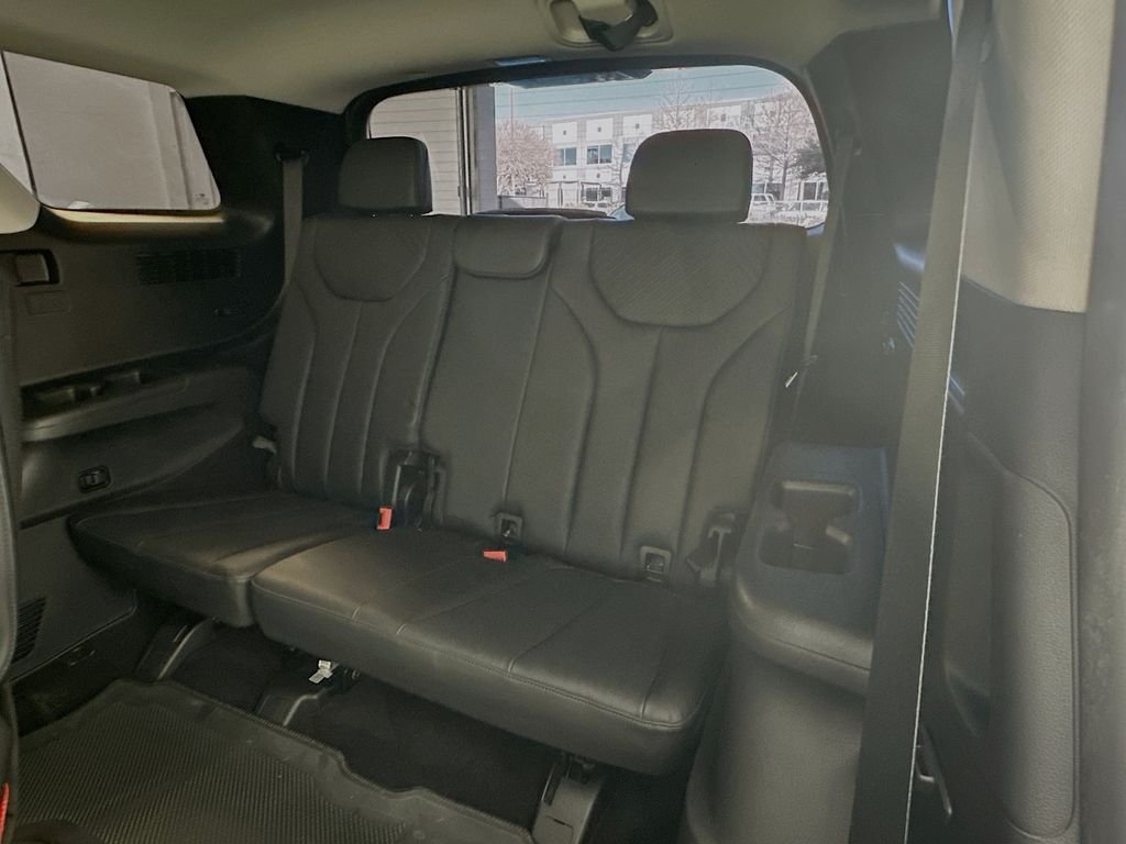 Used 2023 Silver Hyundai SEL image 27