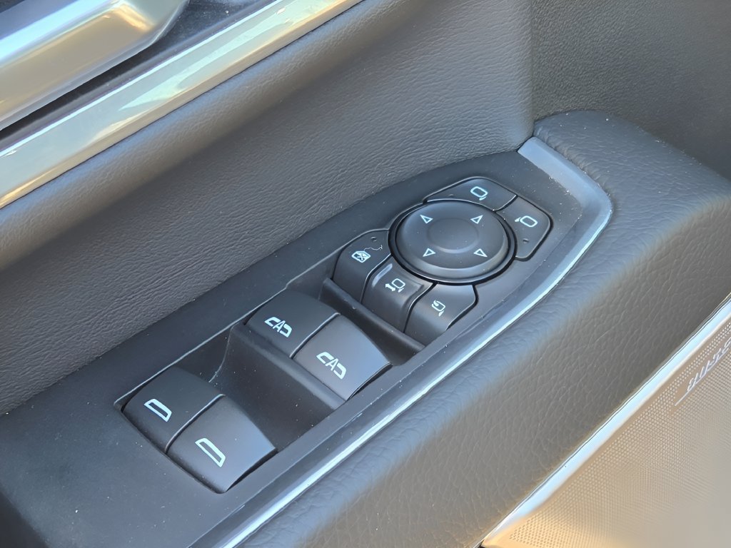 Certified Used 2025 Onyx Black GMC Denali image 21