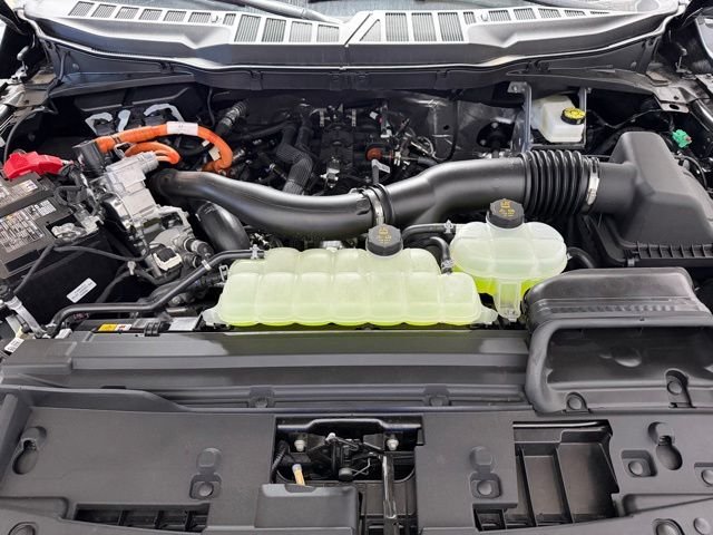 New 2026 Carbonized Gray Metallic Ford XLT image 45